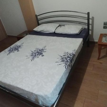 Cozy Apartment In Салоники Экстерьер фото